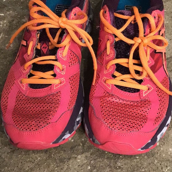 ASICS GT 2000 trail running 4, size 9 - Picture 12 of 12